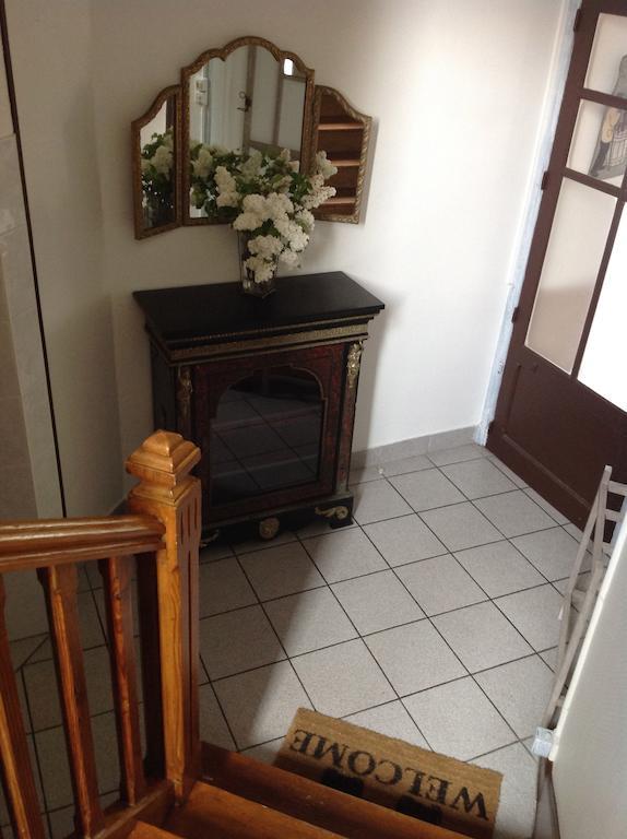 La Maison De Maidara Bed & Breakfast Olby Room photo